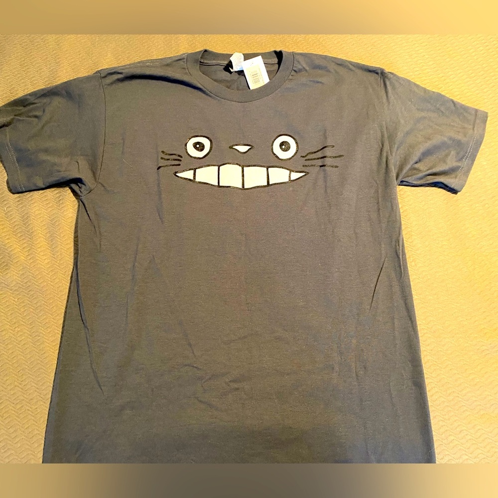 NWT My Neighbor Totoro Ghibli Japan anime Hayao Miyazaki graphic tee Large